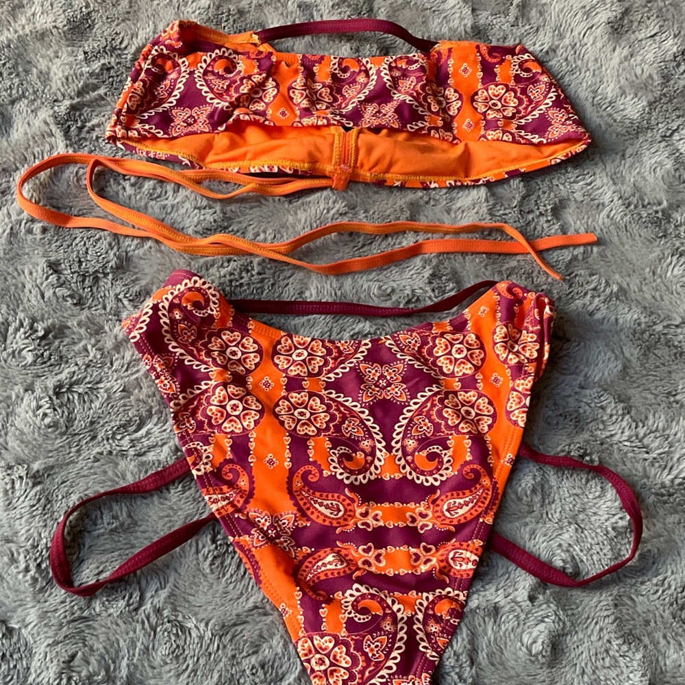 Beautiful design bikini - Picture 5 of 6